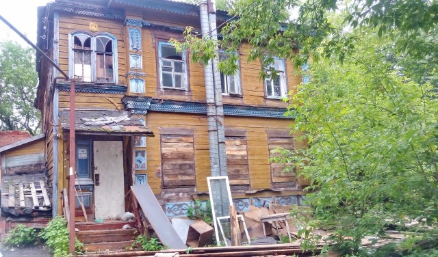 Деревянный дом по улице Грузинской в Нижнем Новгороде "законсервирован" активистами для поиска инвестора
