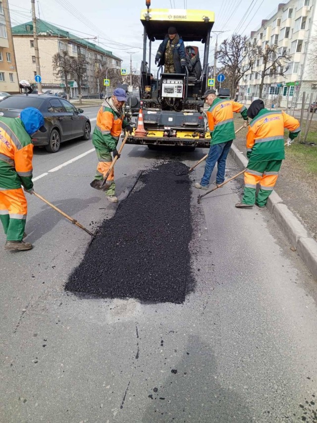 Ямочный ремонт 19 участков дорог проведут в Чебоксарах до 30 апреля