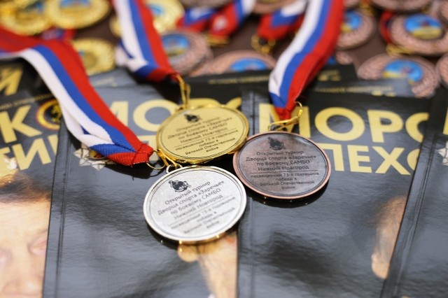 Турнир по самбо в Нижнем Новгороде собрал более двухсот спортсменов на одной площадке