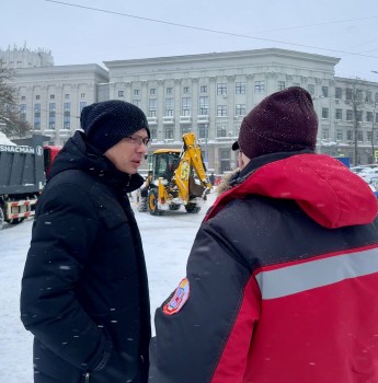 Глава Нижнего Новгорода Юрий Шалабаев проверил качество уборки города во время снегопада