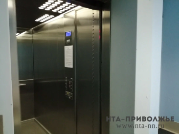  Лифты в 21 доме заменят в Кировской области
