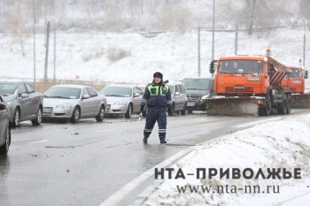 Водителей просят отказаться от поездок по М-12 в Чувашии и Татарстане в снегопад