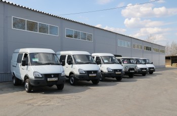 Шесть автомобилей &quot;ГАЗ&quot; и &quot;УАЗ&quot; передали муниципальным детским оздоровительным лагерям Нижнего Новгорода