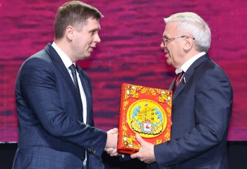 Спикер ЗС НО Евгений Люлин награждён орденом «За гражданскую доблесть и честь»