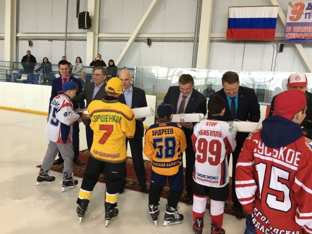 Шесть хоккейных команд стали участниками проходившего в Арзамасе Нижегородской области межрегионального турнира