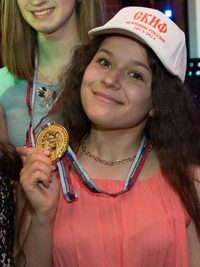 Награждение женской хоккейной команды «СКИФ», ставшей чемпионом России по хоккею с шайбой